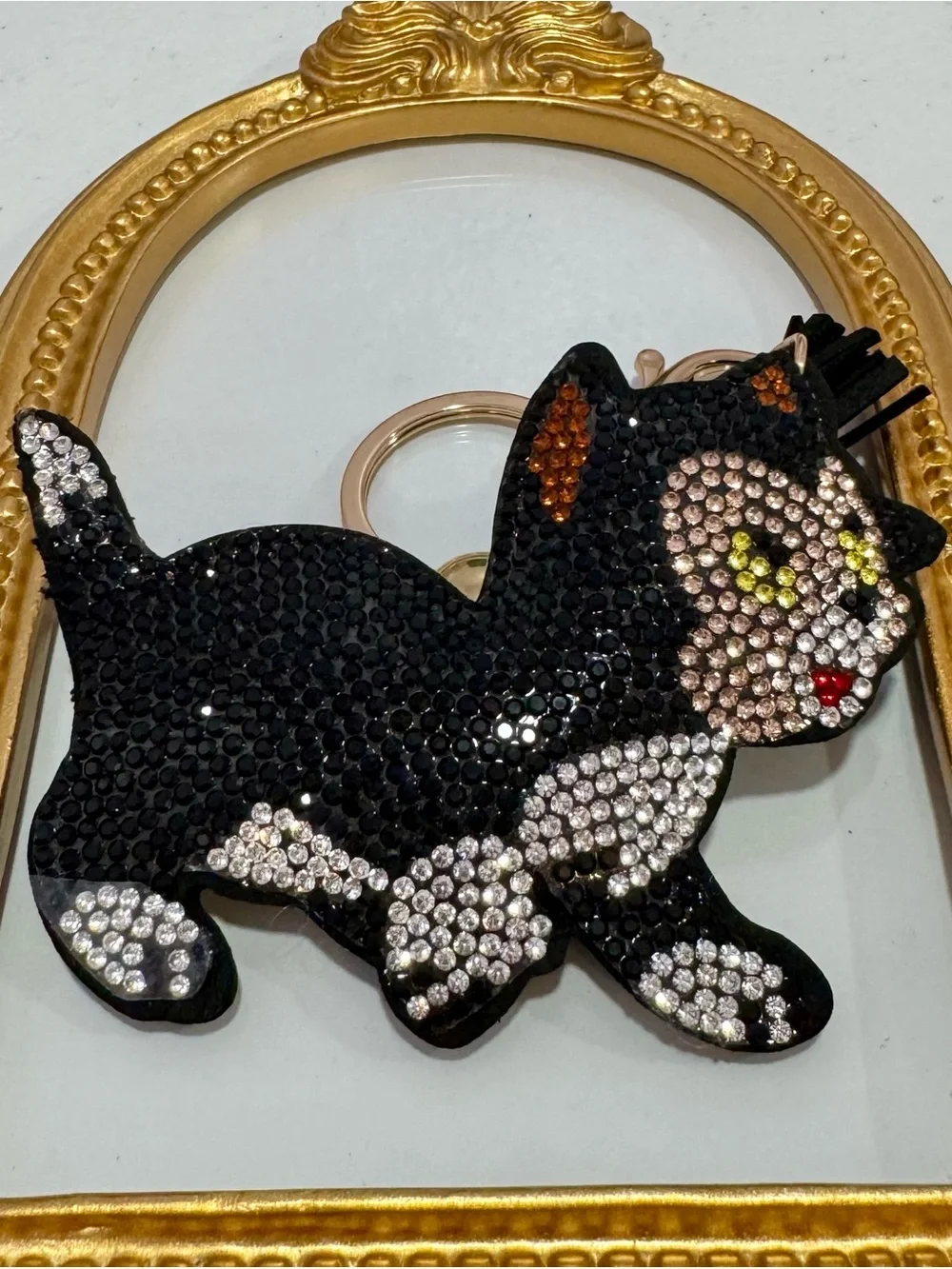New Crystal Embellished Figaro Cat Keychain